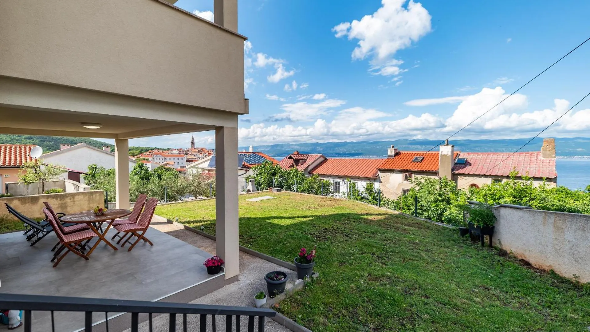 Apartmani Krtica 1 Vrbnik  Apartment