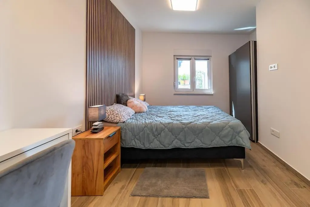 Apartmani Krtica 1 Vrbnik