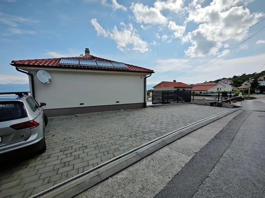 Apartmani Krtica 1 Vrbnik  Vrbnik (Primorje-Gorski Kotar)