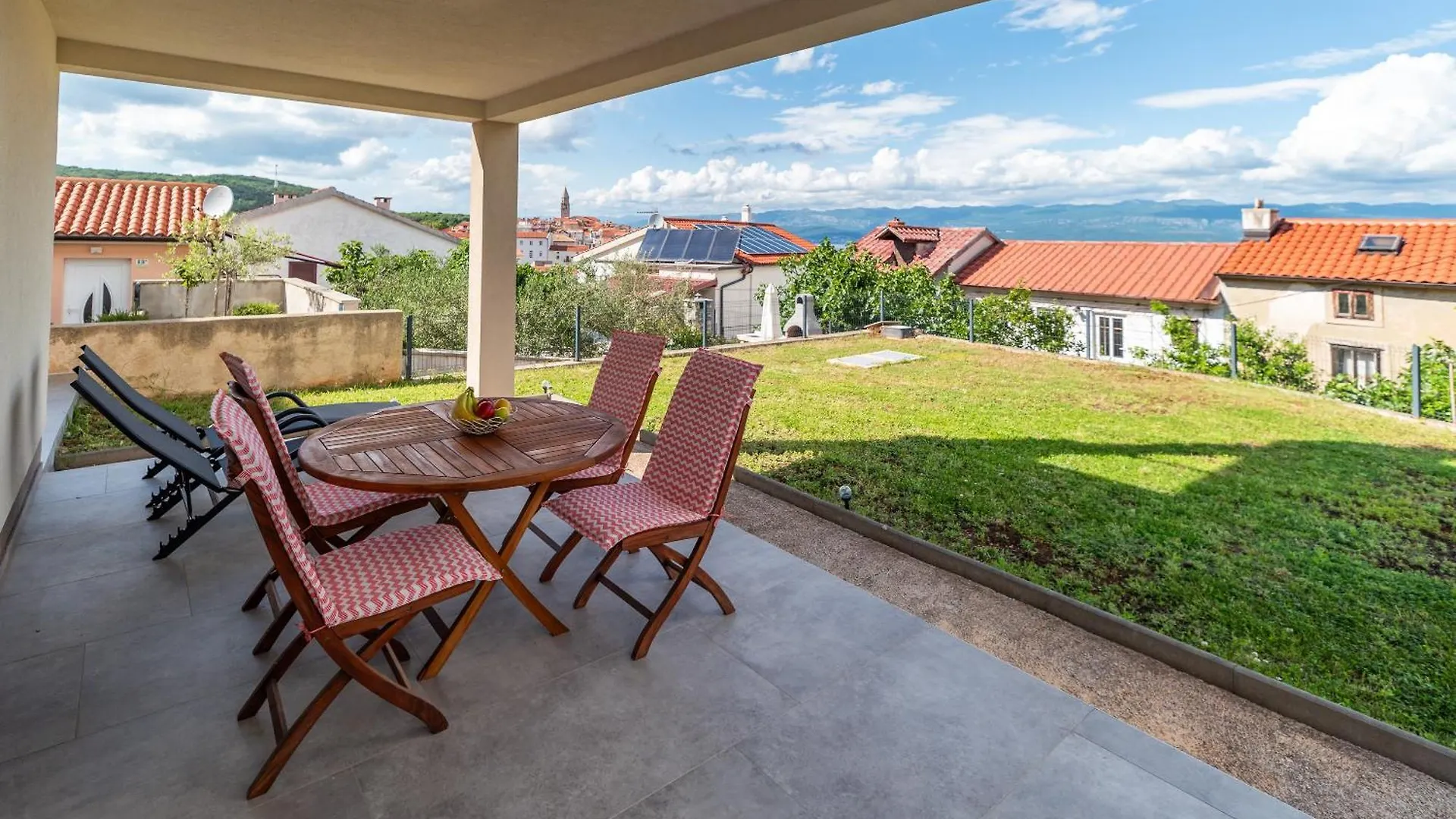 Apartmani Krtica 1 Vrbnik  Apartment
